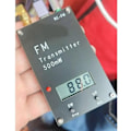 Pikkukuva 2 / 2: Lähetin 2000M Digitaalinen näyttö 500MW Stereo 76-108M Radio FM-lähetin_ NN