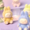 Miniatyrbild 11 av 11: Tecknad Labubu Resin Flocking Docka Blind Box Hänge Söta Bokväska Tillbehör Skrivbord Söta Roliga Små Ornament First generation 1pcs