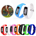 Miniatyrbild 6 av 11: LCD Armbandsur Stegräknare Sport Steg Distans Kaloriräknare B Red 1pc