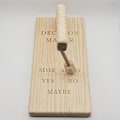 Miniatyrbild 8 av 11: Trä beslutsfattare Magnetisk pendel svängande boll prydnad hantverk null - Style 1 Large