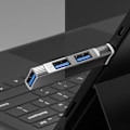 Miniatyrbild 3 av 11: Aluminium USB Hub 3 Port USB 3.0 Adapter Extension USB 2.0 Dock Station UltraSlim Portable Data Hub USB Splitter Gray