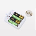 Miniatyrbild 5 av 7: 4CH Smart batteriladdare med LCD-indikatorer Gäller för 1st till 4st AA/AAA NiMH uppladdningsbara batterier