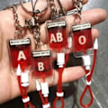 Miniatyrbilde 9 av 10: Blodpose nøkkelring Blodtype nøkkelring AB AB AB