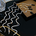 Miniatyrbild 10 av 10: Crystal Chain Hårnål Dangle Hårnål C C C