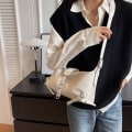 Miniatyrbild 8 av 10: Crossbody Bag Axelväska RÖD red
