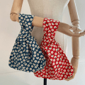 Miniatyrbild 4 av 8: Knot Wrist Bag Tote Bag 04 04 04
