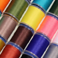 Miniatyrbillede 6 af 9: Fluebindingsmaterialer Holografisk Tinsel GUL GUL Yellow