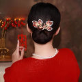 Miniatyrbillede 8 af 10: Rhinestone Flower Hair Clip Hair Bun Maker 9 9 9