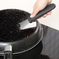 Pikkukuva 5 / 10: Metalliuunikaavin ruosteenpoistaja Keittiön lastalla kaavin