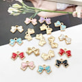 Miniatyrbillede 3 af 4: Bowknot Charms Emalje Søde Bowtie vedhæng Bowtie Ribbon