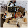 Miniatyrbillede 3 af 10: Crossbody Taske Lille Firkantet Taske SORT black