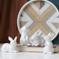 Miniatyrbild 3 av 10: Påskharefigurer Kaninskulptur C C C