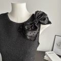 Miniatyrbilde 1 av 10: Sløyfe Stoff Patch Bryst Blomst SVART 1 SVART 1 Black 1