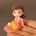Pikkukuva 9 / 10: 2 kpl Nukkekodin miniatyyrikoristelu Simulaatiokoristelu Yellow&Purple