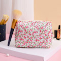 Miniatyrbillede 1 af 10: Puffy quiltet makeuptaske Stor rejsekosmetiktaske 01 01 01