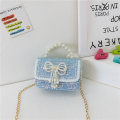 Miniatyrbild 1 av 10: Barnväska Messenger Bag 02 02 02