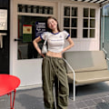 Pikkukuva 4 / 7: Lyhythihainen T-paita Crop Top L L