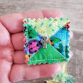 Pikkukuva 2 / 10: Pocket Prayer Quilt Inspiroiva taskupeitto C C C