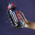 Pikkukuva 10 / 10: Urheiluvesipullo Fitness juomapullo MUSTA 880ml Black 880ml