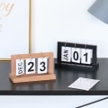 Miniatyrbilde 9 av 10: Tre evigvarende kalender flip måned datovisning 2 2 2