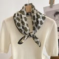 Miniatyrbild 3 av 10: Bomullsscarf Näsduk 2 2 2