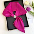 Pikkukuva 1 / 10: Wraps Neck Cross Huivit ROSE RED Rose Red