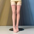 Miniatyrbillede 7 af 10: Blondestrømper Dukkestrømper 2 2 2