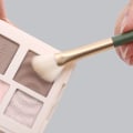 Pikkukuva 2 / 10: Meikkisiveltimet Nose Shadow Brush MUSTA black