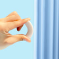 Miniatyrbild 5 av 10: 2st Gummi Triangulär Eraser Skiss Mjuk Eraser 2ST VIT 2pcs White