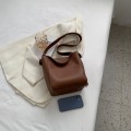 Miniatyrbillede 1 af 10: Bucket Bags Crossbody Bag KAFFE coffee