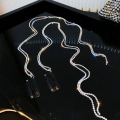 Miniatyrbild 8 av 10: Crystal Chain Hårnål Dinglar Hårnål D D D
