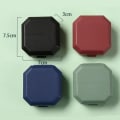 Miniatyrbilde 2 av 10: Pilleetuier 6 Grids Pill Splitters WINE RED Wine red