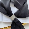 Miniatyrbillede 8 af 10: Wraps Neck Cross Tørklæder SORT Black