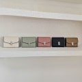 Pikkukuva 10 / 10: Lyhyet lompakot Kolminkertaiset lompakot KHAKI khaki
