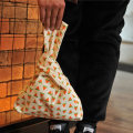 Miniatyrbilde 7 av 10: Knot Wrist Bag Tote Bag 04 04 04