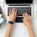 Miniatyrbillede 5 af 5: Etui med skærmbeskytter til Apple Watch 7 / 8 (45 mm) Sort