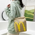 Miniatyrbild 5 av 5: 2024 Realistisk McDonalds Ryggsäck/Messenger Väska - Snabbmatspresenter Axelväska Student Fritid Messenger Bag