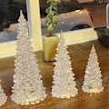 Miniatyrbillede 3 af 5: Juletræ Farverig LED Udsøgt Akryl Natlampe, Flerfarvet Lysende Juleatmosfære Lys til Børnelegetøj Hjemmefest Dekoration, 1 stk. (1