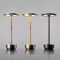 Miniatyrbillede 1 af 4: Ledningsfri skrivebordslampe Dæmpbar metal USB genopladelig skrivebordslampe silver