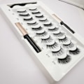 Miniatyrbild 4 av 10: 10 par magnetiska ögonfransar Eyeliner Liquid & Tweezers Set