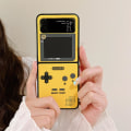 Pikkukuva 4 / 5: Game Boy -kotelo Samsung Galaxy Z Flip 4:lle, Luksus 3D-näppäimistö Kova PC Suojaava Kotelo