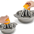 Miniatyrbillede 3 af 4: Citronpresser, rustfrit stål 304, manuel med beholder 300 ml, 12,5 cm, opvaskemaskine sikker