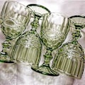 Pikkukuva 1 / 5: 1 kpl Eurooppalaistyylinen vintage-tyylinen kohokuvioitu terälehtilasi kaiverrettu punaviinilasi mehulasi, pikari green