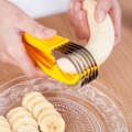 Miniatyrbillede 4 af 4: Bananslicer - ABS, Stålringe Saks Style Cutter, Frugter, Grøntsager, Pølse, Jordbær, Agurk, Peber, Gul