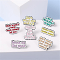 Miniatyrbillede 5 af 7: 6 stk. bogstav emalje pin positiv opmuntring sætning broche pin inspirerende bogstav revers pin badge positivt ordsprog pin sæt tøj taske fest dekoration