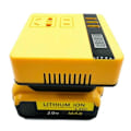 Miniatyrbild 2 av 5: Multifunktionell Strömomvandlare DC 18V till 220V Inverteradapter Strömförsörjning Inverter för 18V 20V Batteri