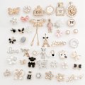 Miniatyrbillede 1 af 3: Kvinder - 20 stk. Croc sko charms, designer Croc charms til piger