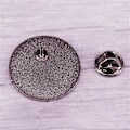 Miniatyrbild 2 av 4: VAR SNÄLL VAR MODIG VAR DU VAR SANN Solros Brosch Svartvita Linjer Solros Brosch Badge Inspirerande Emalj Pin Modig