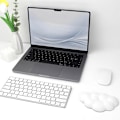 Miniatyrbilde 3 av 7: Skyformet håndleddsstøtte for mus til stasjonær datamaskin, musematte med håndleddsstøtte med sklisikker base, ergonomisk design for å lindre smerter i tastaturhåndleddet