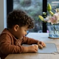 Miniatyrbillede 2 af 7: Enkelt silikone børnestjerne bordskåner | Baby Toddler Placemat | Skridsikker måtte | Rodfri Grey
